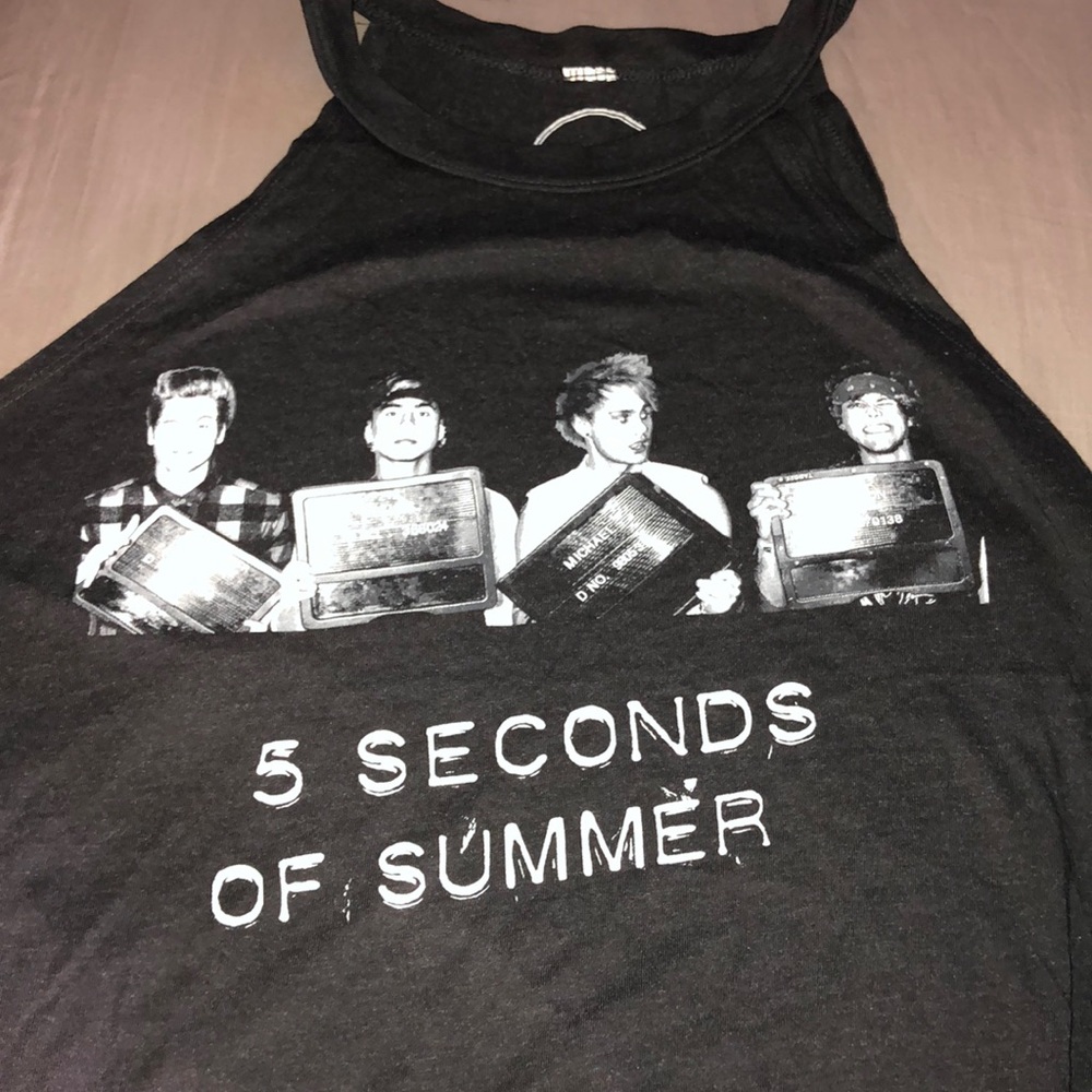 5sos black tank top